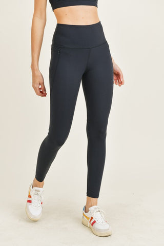 Highwaist Black Legging with Zip Pockets